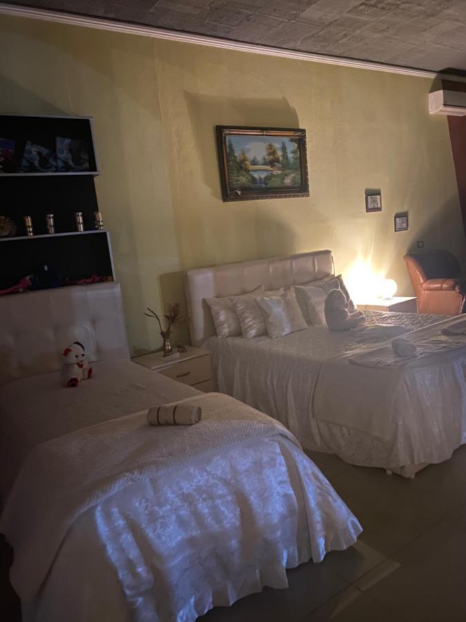 Il Tramonto Hotel Shiroka Bagian luar foto