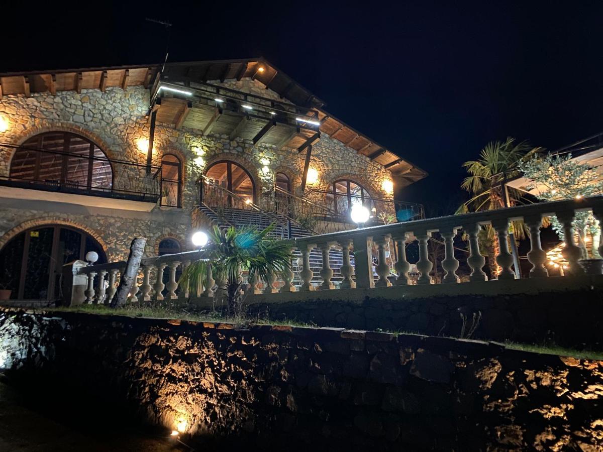 Il Tramonto Hotel Shiroka Bagian luar foto