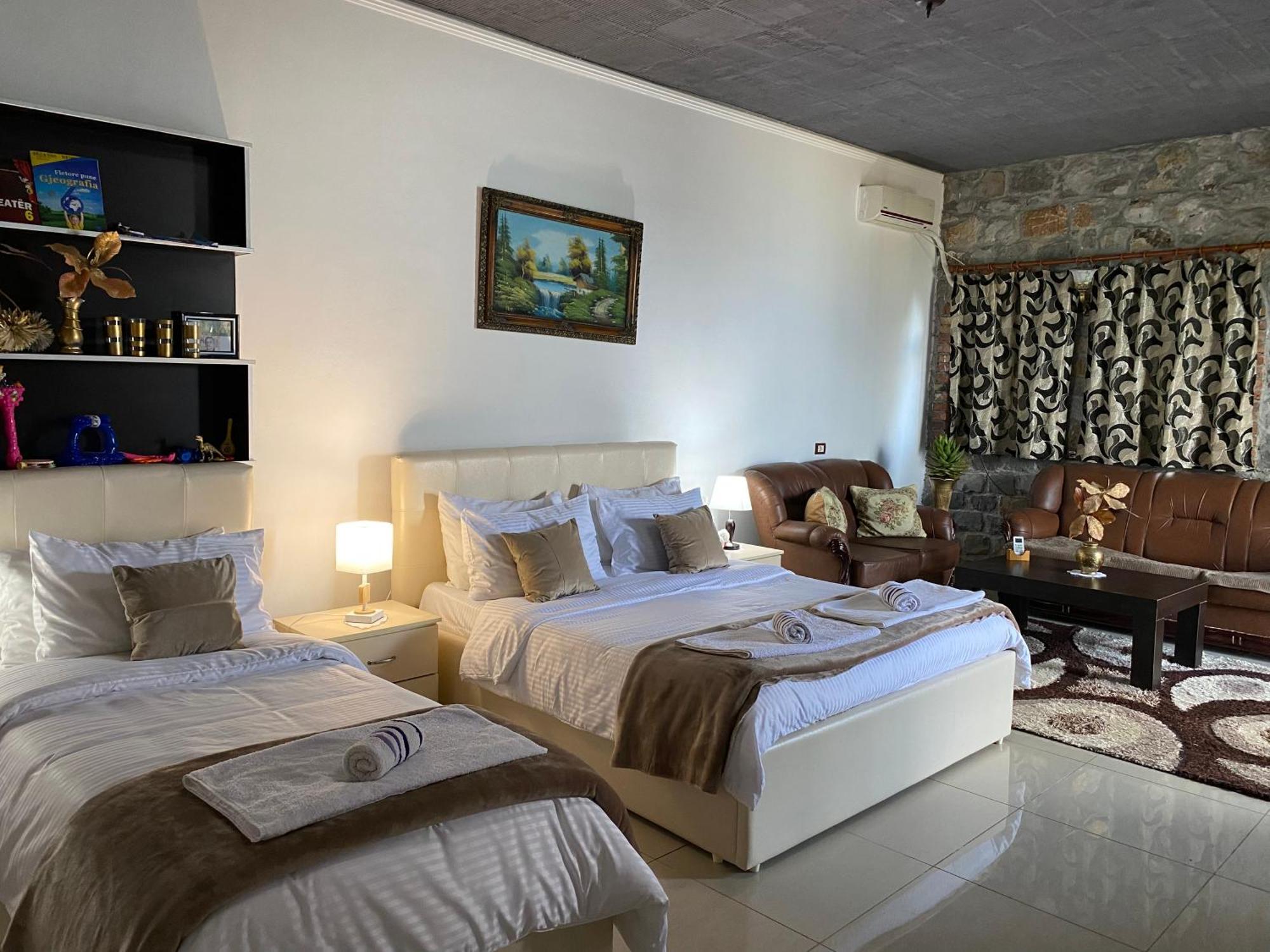Il Tramonto Hotel Shiroka Bagian luar foto